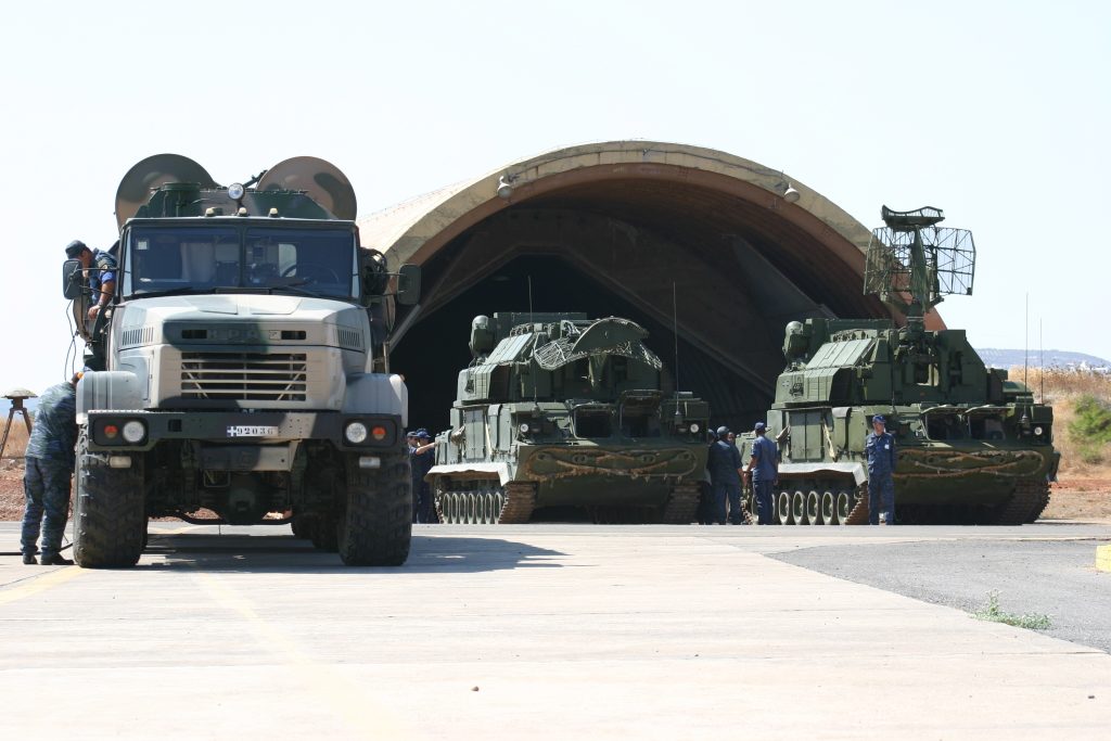Ξένα δημοσιεύματα: Αθήνα και Μόσχα σε διαπραγμάτευση για την αναβάθμιση των συστημάτων S-300