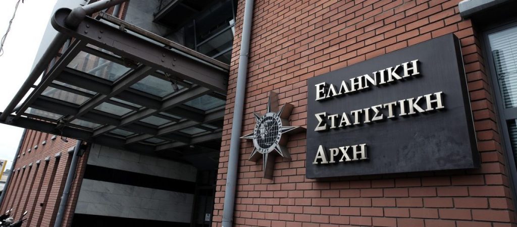ΕΛΣΤΑΤ: Πτώση 55,9% του τζίρου για τις επιχειρήσεις σε αναστολή λειτουργίας