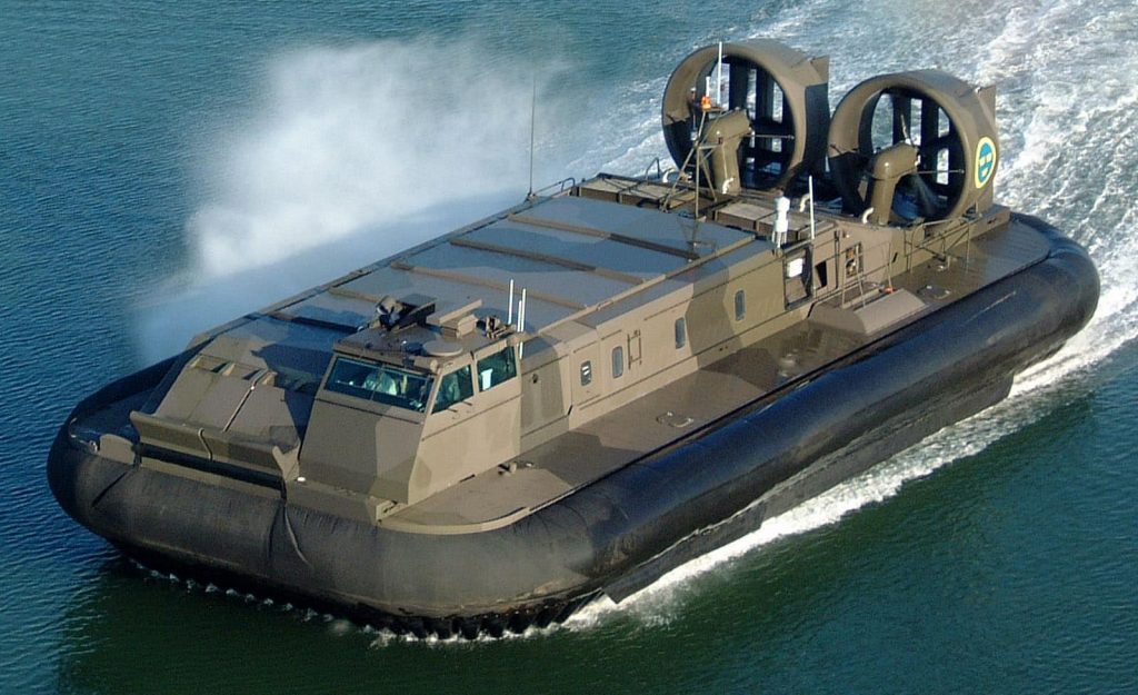 Τα δέκα ταχύτερα Hovercraft που «κόβουν» την ανάσα (βίντεο)