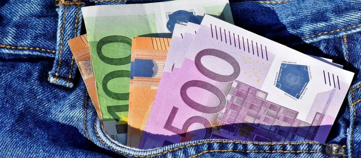 Επίδομα 534 ευρώ: Αύριο η καταβολή σε 36.715 δικαιούχους