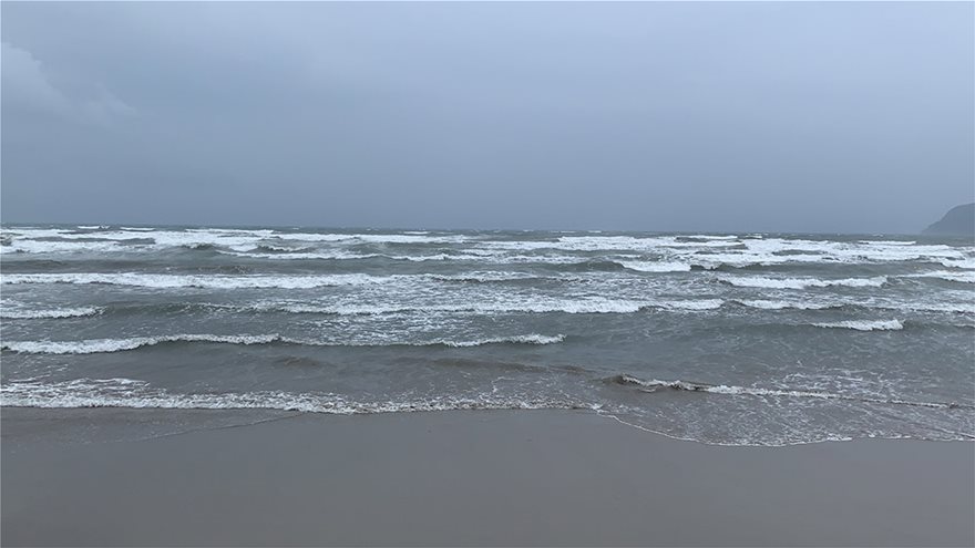 Γ.Λέκκας: «Αν ο κυκλώνας κατευθυνθεί νότια δεν είναι ευνοϊκή εξέλιξη»