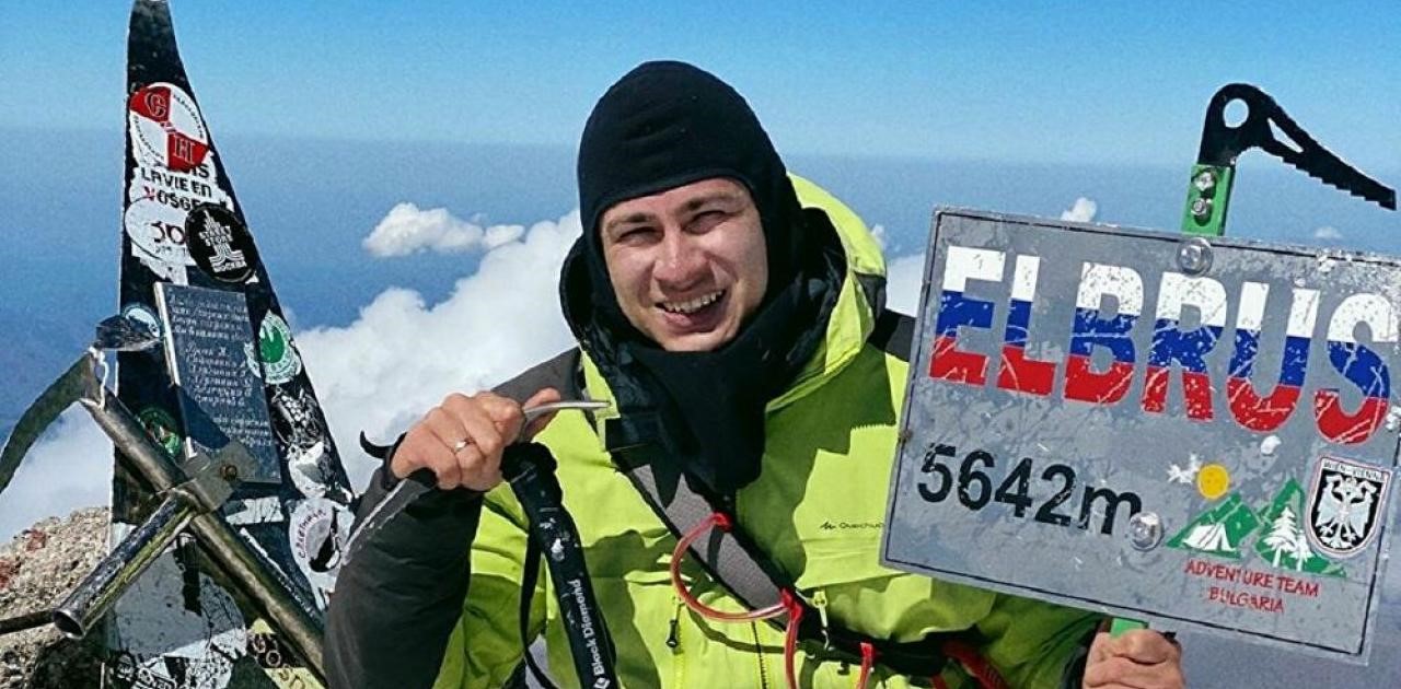 Ορειβάτης χωρίς πόδια ανέβηκε στην υψηλότερη κορυφή της Ευρώπης (βίντεο)