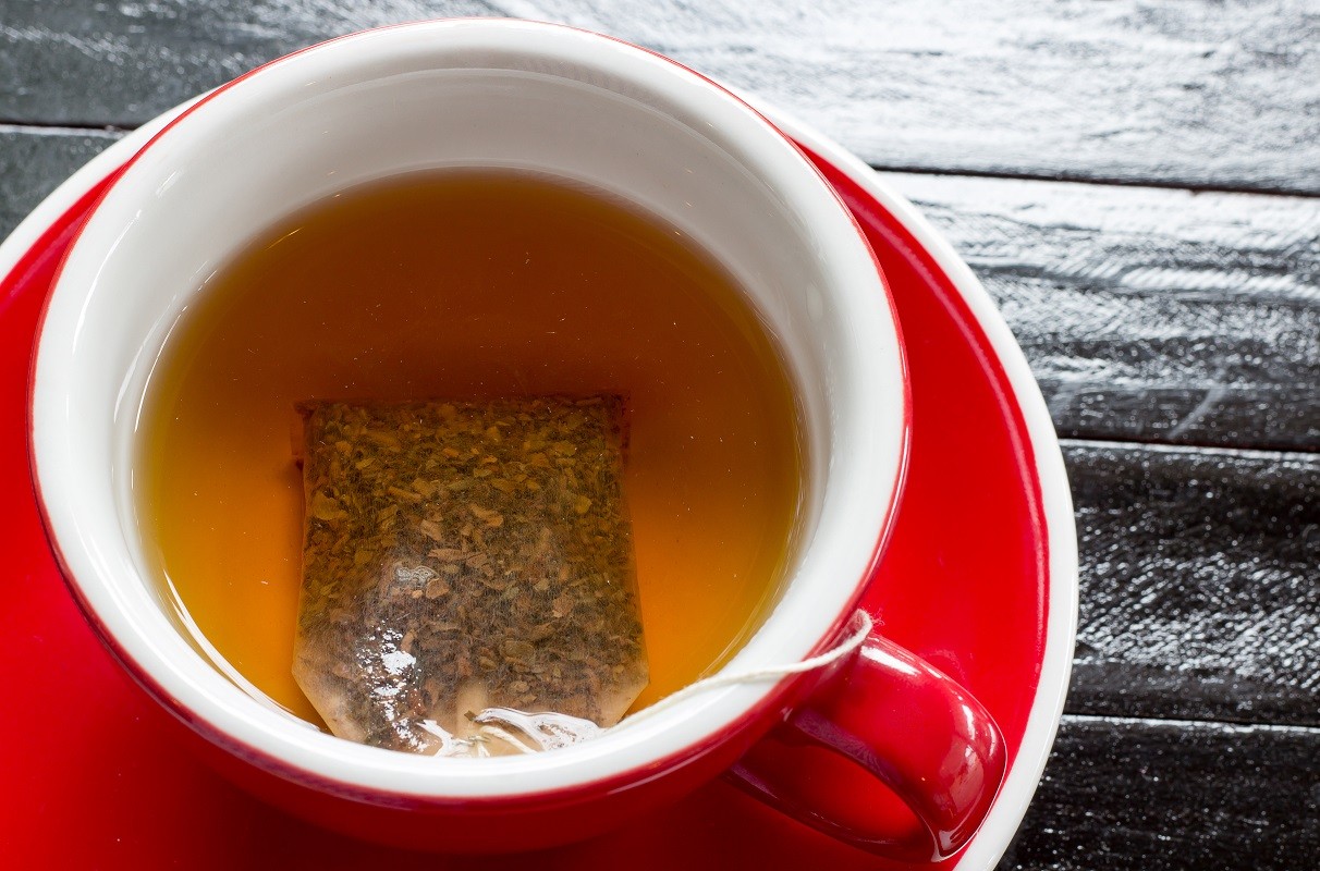 Φακελάκια από το τσάι: Έξι χρήσεις τους που δεν είχατε φανταστεί