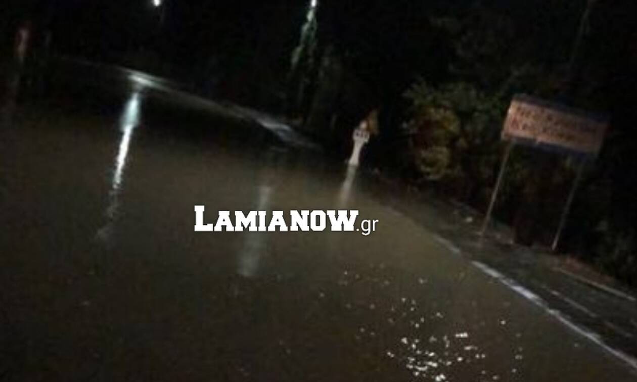 Κακοκαιρία: Με μπουλντόζα επέστρεψαν οι κάτοικοι στο Νέο Κρίκελλο (βίντεο)