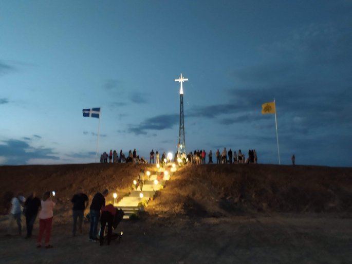 Έβρος: Τι απαντά Αρχιμανδρίτης στους Τούρκους για τον τεράστιο σταυρό στη Νέα Βύσσα