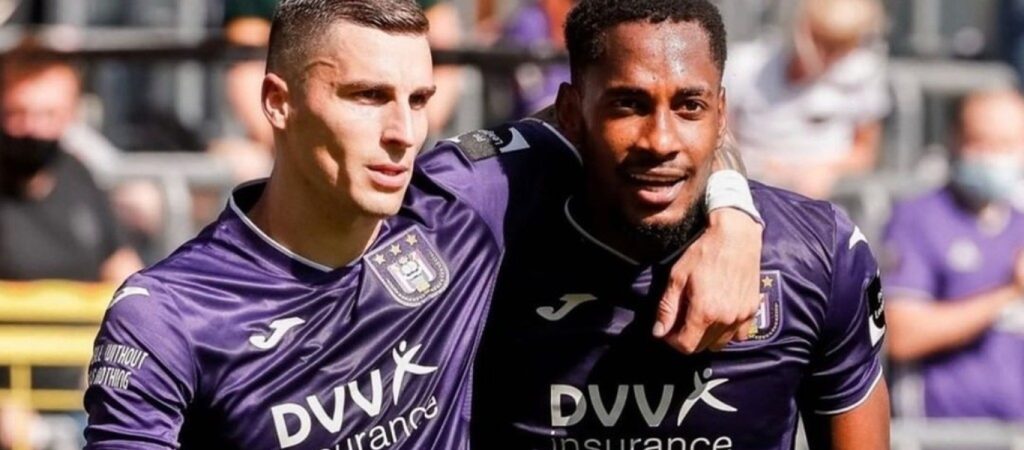 «Πόρτα» στην ΑΕΚ από τον Ο.Βράνιες – «Εύχομαι τα καλύτερα αλλά θα παραμείνω στην Άντερλεχτ»