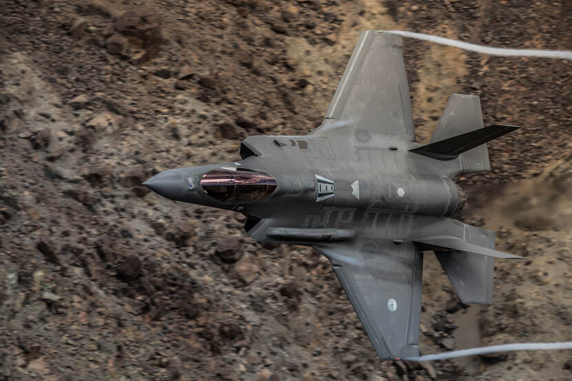 Διαταγή ολλανδικού ΓΕΑ στους πιλότους των F-35: Μην πετάτε κοντά σε καταιγίδες – Κινδυνεύετε  να… ανατιναχθείτε!