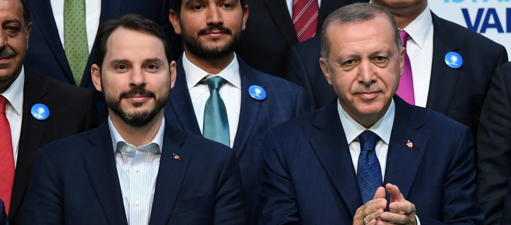 FinCEN Files: «Ύποπτες συναλλαγές» για την τράπεζα του γαμπρού του Ρ.Τ.Ερντογάν