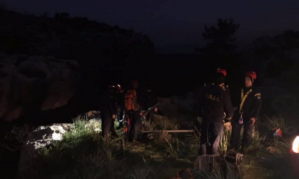 Αχαΐα – Πτώση 30χρονης μητέρας σε χαράδρα: «Εγώ τελείωσα – Να προσέχεις τα παιδιά»