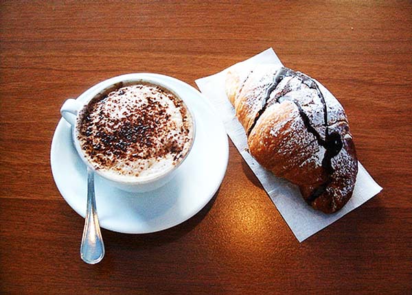 Σαν το ελληνικό κανένα: Να τι τρώνε για πρωινό σε είκοσι χώρες του κόσμου