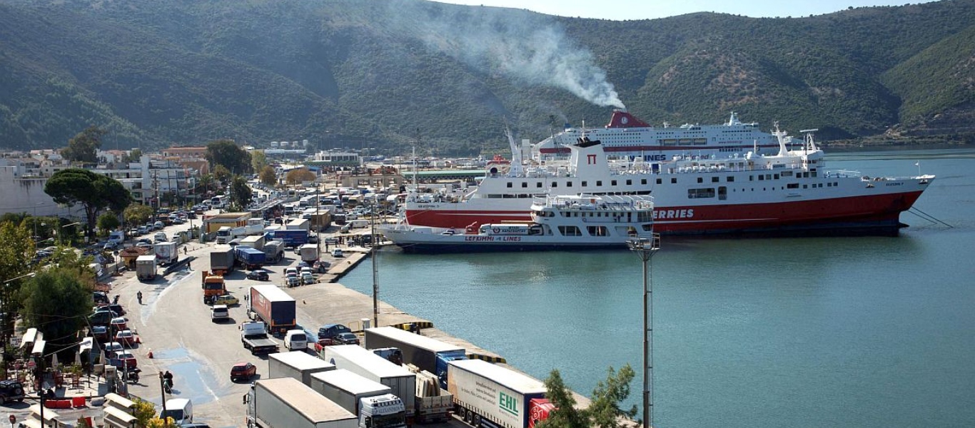 Παραμένουν στα λιμάνια την Πέμπτη (1/10) όλα τα πλοία σε Κέρκυρα και Ηγουμενίτσα
