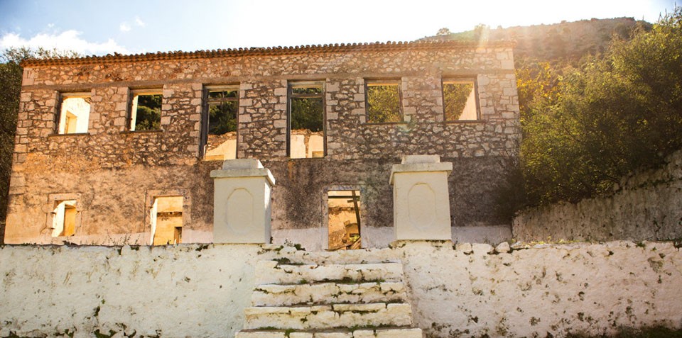 Αιτωλοακαρνανία: Το ερειπωμένο χωριό «φάντασμα» – Τι απέγιναν οι κάτοικοι (βίντεο)