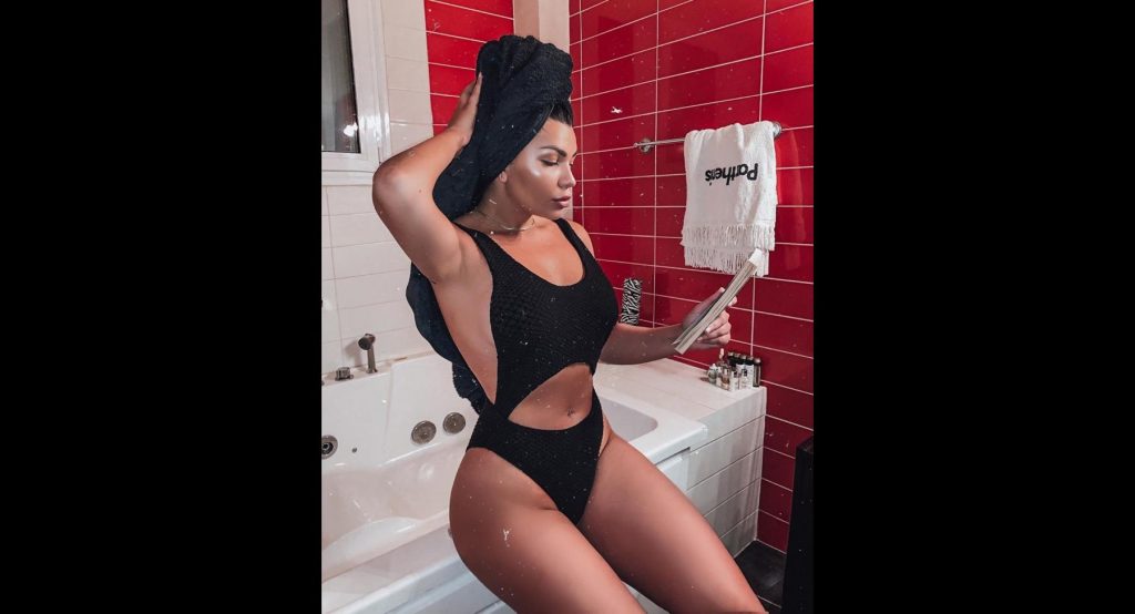 Τόνια Σκουρτανιώτη: Η «καυτή» Ελληνίδα φιλόλογος που θα σου προκαλέσει «ταχυκαρδίες» (φώτο)