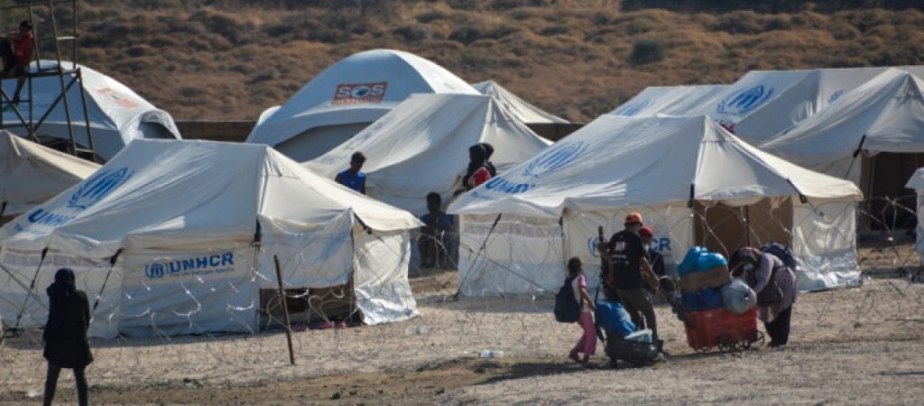 Κομισιόν: Αναλαμβάνει τη διαχείριση της νέας δομής στη Λέσβο