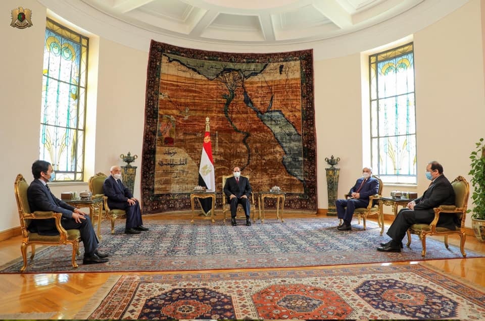 Αίγυπτος: Yπέρ μίας πολιτικής λύσης στην κρίση της Λιβύης – Τι συζήτησαν Χ.Χαφτάρ και Αλ Σίσι