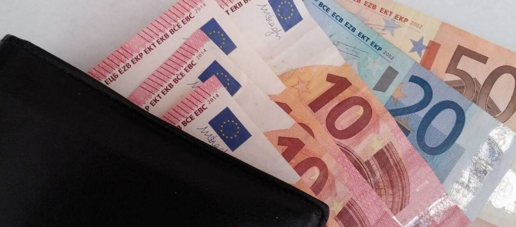 Με τροποποιητική δήλωση οι αναδρομικές αποδοχές, οι αγροτικές επιδοτήσεις και οι ανείσπρακτες δεδουλευμένες αποδοχές