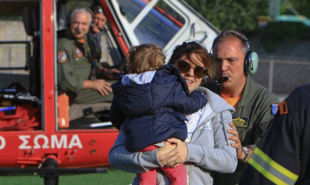 Καρδίτσα – Έγκυος που απεγκλωβίστηκε: «Μαζεύαμε νερό από τις ρεματιές και το βράζαμε για να πιούμε»