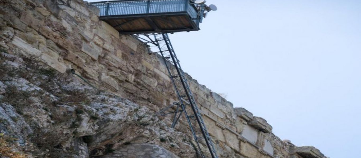 Ολοκληρώθηκε η κατασκευή και η πρώτη φάση εγκατάστασης του ανελκυστήρα της Ακρόπολης