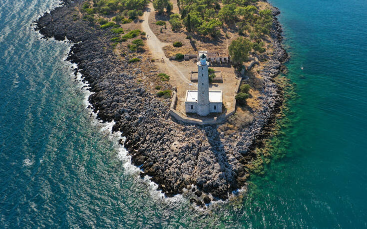 Μαραθονήσι ή Κρανάη: Το νησί που «στέγασε» τον έρωτα της Ωραίας Ελένης και του Πάρη – Πως πήρε το όνομα του;