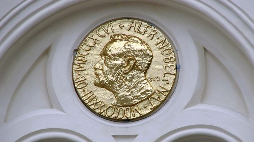 Βραβεία Νόμπελ: Αυξάνεται το έπαθλο για τους φετινούς νικητές – Πόσα χρήματα θα πάρουν;