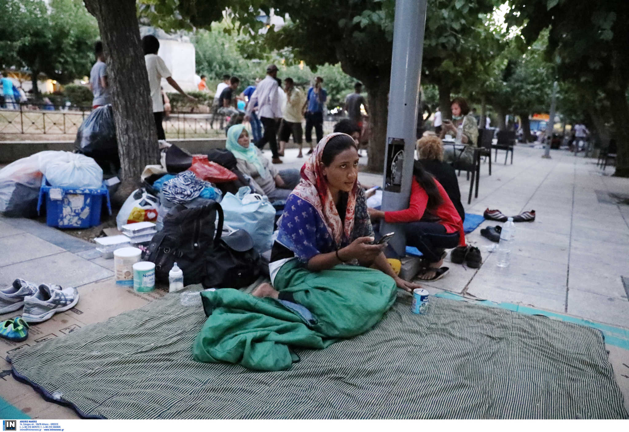 Ξεκινά πρόγραμμα στέγασης για δύο μήνες για να μην συνωστίζονται οι αλλοδαποί όπως στην Πλατεία Βικτωρίας