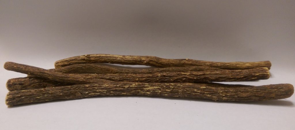 Τα πολλαπλά οφέλη της γλυκόριζας αλλά και οι παρενέργειές της