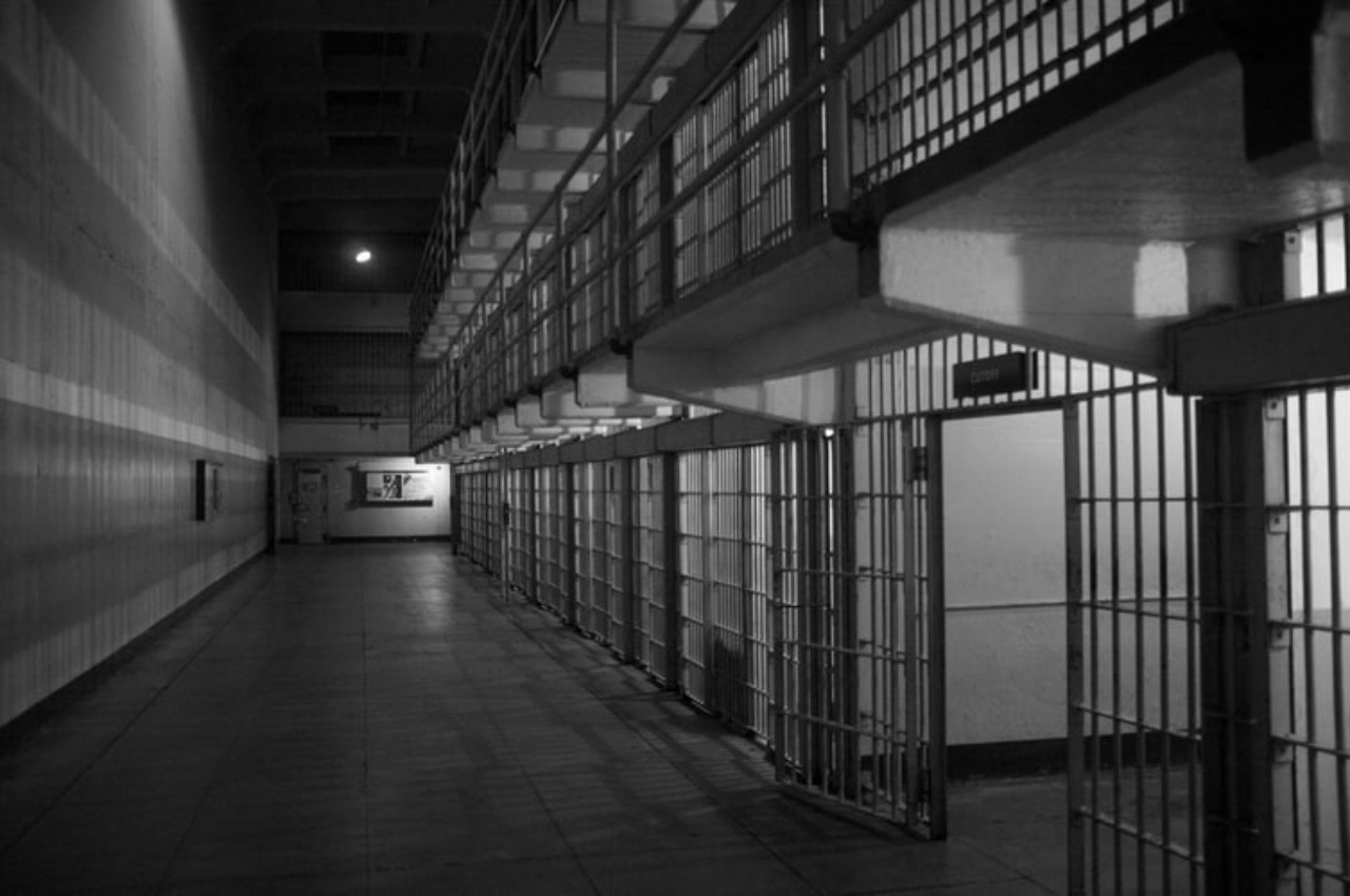 Καλιφόρνια: Έξι μήνες φυλάκιση σε γυναίκα βοηθό σερίφη που συνευρέθηκε με ανήλικο