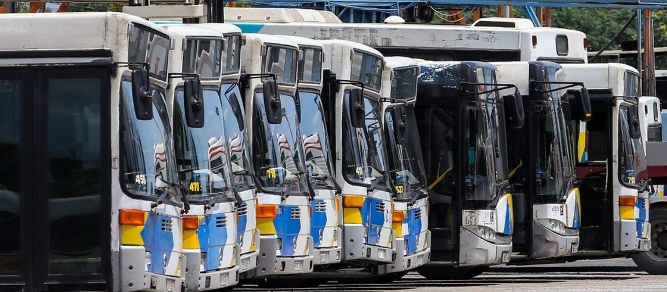 Επική ατάκα ηλικιωμένης για τα νέα λεωφορεία: «Το 2021 είναι μακριά – Αν ζούμε καλώς, διαφορετικά στο 1ο νεκροταφείο»