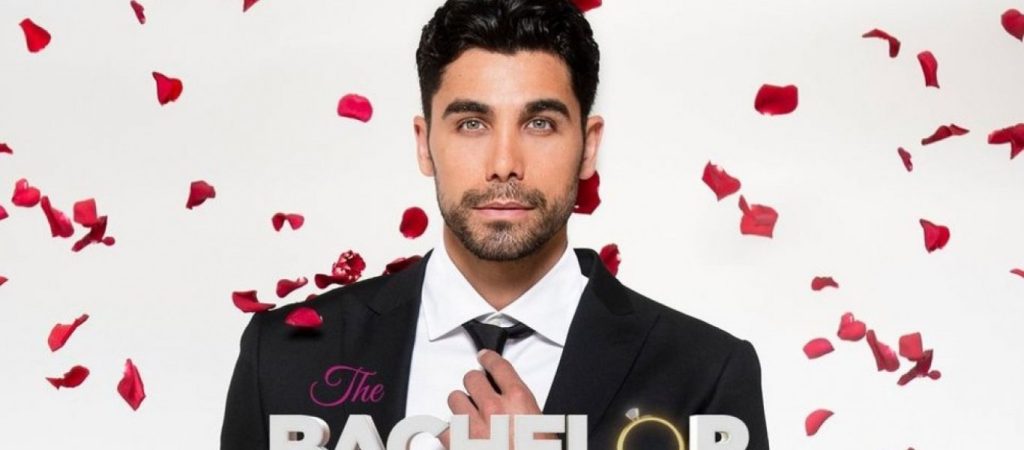 Χαμός στο «The Bachelor» με τον Βασιλάκο – Οι φωτογραφίες που κάνουν τον γύρο του διαδικτύου (φωτο)