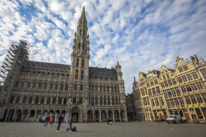 Βέλγιο: Στις 23.00 θα κλείνουν τα μπαρ από τη Δευτέρα στις Βρυξέλλες