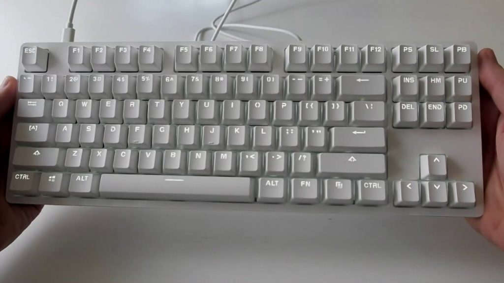 Έχετε αναρωτηθεί; – Γιατί τα γράμματα στο πληκτρολόγιο είναι… ανακατεμένα;