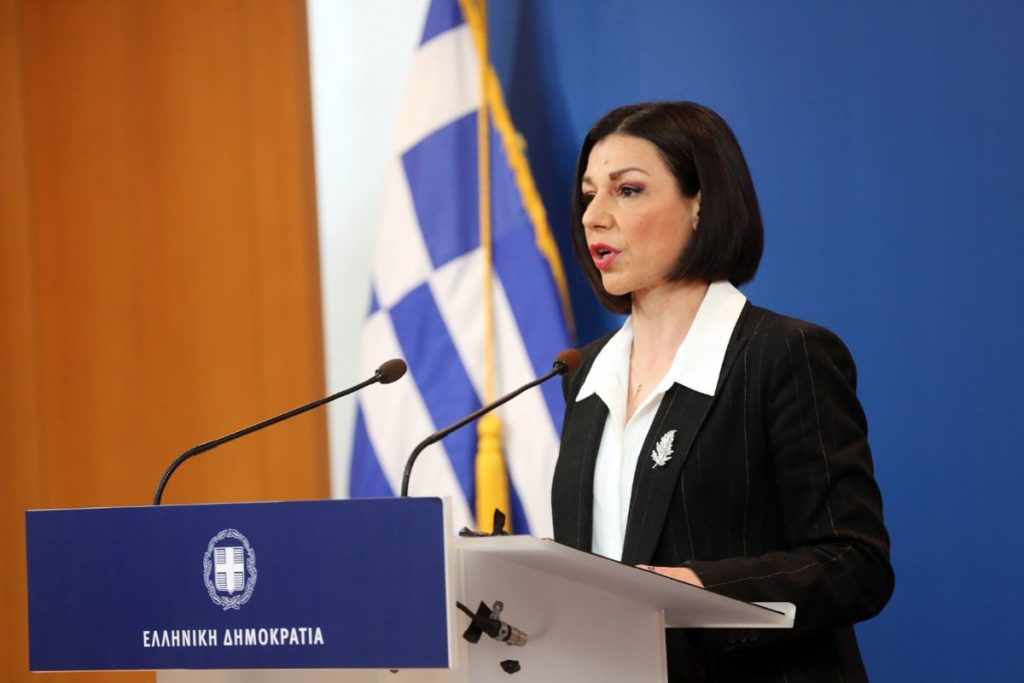 Α.Πελώνη: «Οι 65αρηδες δείχνουν τη μεγαλύτερη συμμόρφωση είναι κρίμα να τιμωρηθούν»