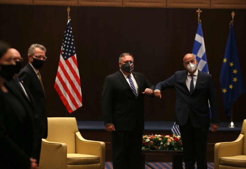 Μ.Πομπέο: «Με την Ελλάδα μοιραζόμαστε μία κοινή στρατηγική» – Σε εξέλιξη η συνάντηση με Δένδια (βίντεο)