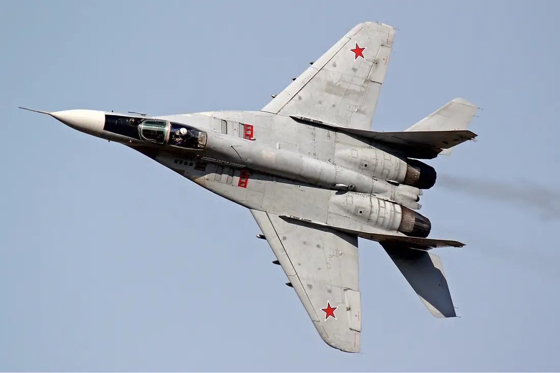 Οι Ρώσοι απογείωσαν MiG-29 επάνω από την πρωτεύουσα της Αρμενίας Γερεβάν: «Εμείς είμαστε εδώ»