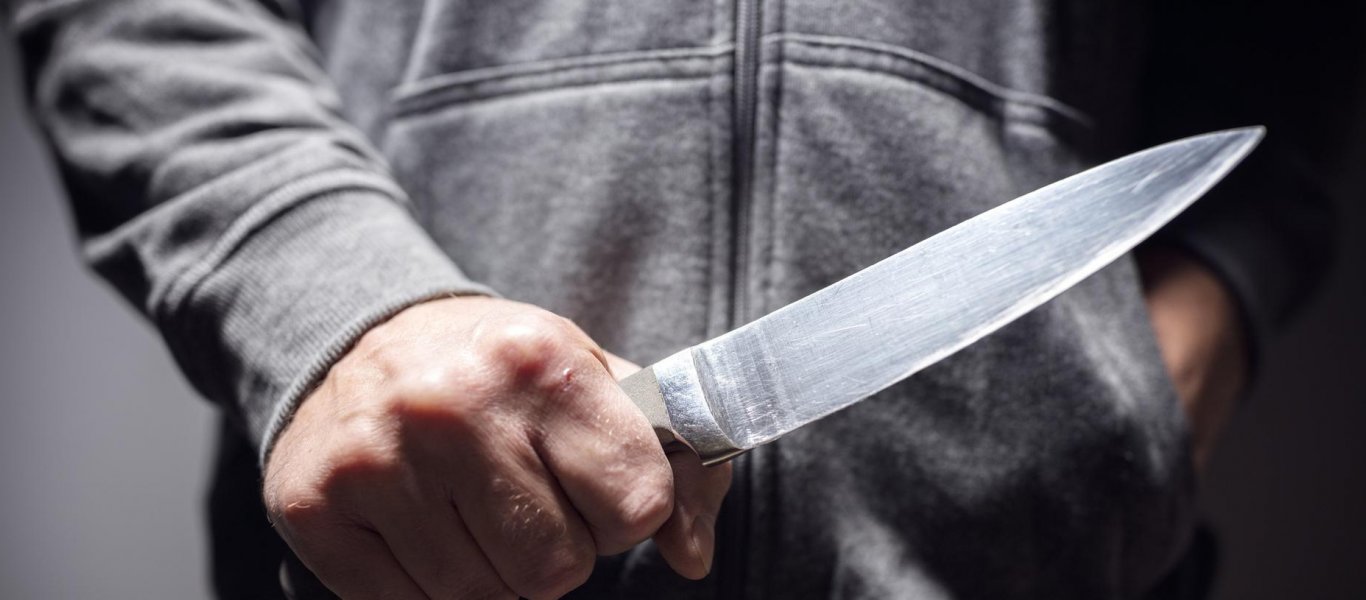 Αιματηρό επεισόδιο με αστυνομικό στη Ρόδο: Τον μαχαίρωσαν δύο αδέρφια για μια θέση πάρκινγκ