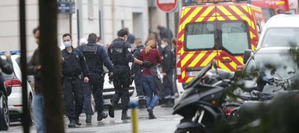 Charlie Ebdo: Νέο βίντεο με τον φερόμενο δράστη εξετάζουν οι Αρχές (βίντεο)