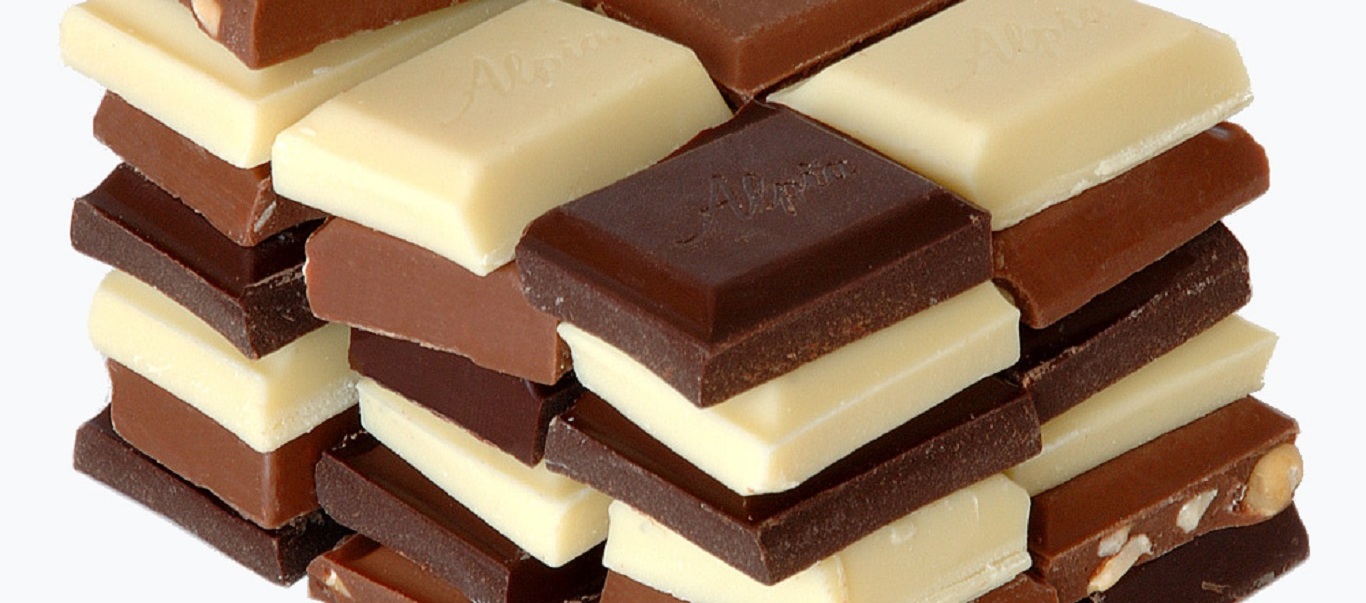 Μαύρη ή λευκή σοκολάτα; Ποια προσφέρει περισσότερα οφέλη στην υγεία