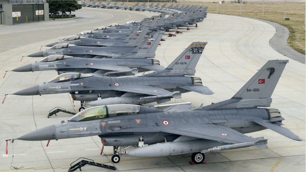 Πιθανότατα με πύραυλο τύπου «Amraam» καταρρίφθηκε το Su-25 της Αρμενίας