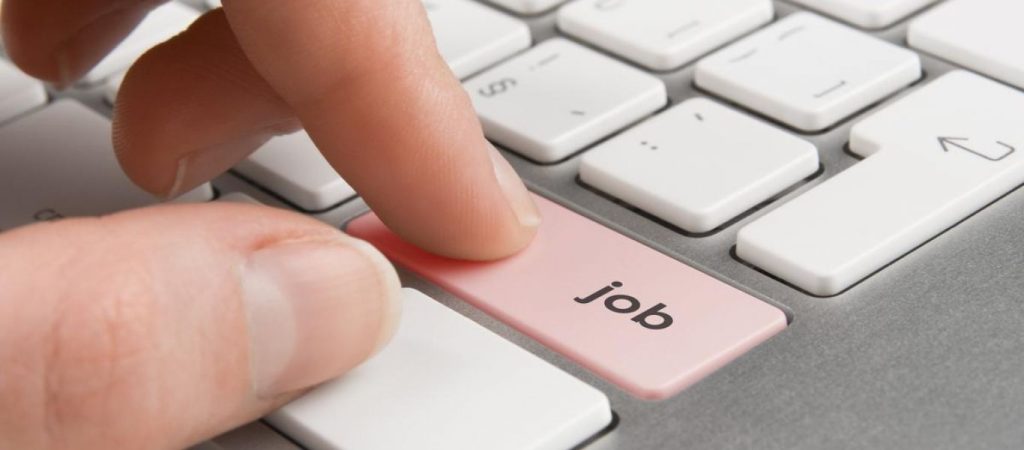 Νέο πρόγραμμα για 100.000 νέες θέσεις εργασίας – Αυτές είναι οι προϋποθέσεις