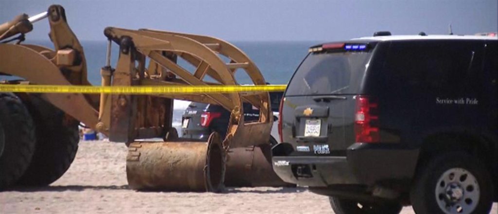 Καλιφόρνια: Οδοστρωτήρας πάτησε γυναίκα που κοιμόταν στην παραλία (βίντεο)