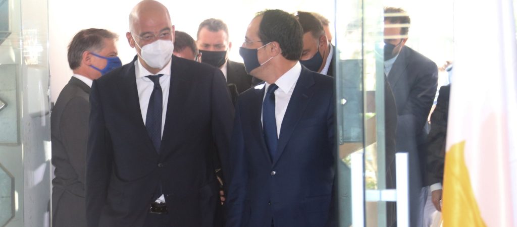 Ν.Δένδιας: Συναντήθηκε με τον ΥΠΕΞ της Κύπρου – «Είναι διαρκής η ενίσχυση της συνεργασίας Ελλάδας – Κύπρου»