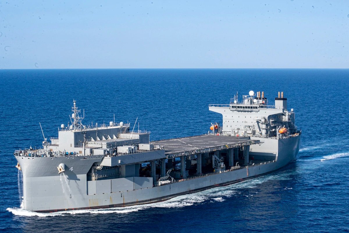 Γενι Σαφάκ: «Παγκόσμιο σκάνδαλο ο μόνιμος ελλιμενισμός του USS Hershel “Woody” Williams στη Σούδα»!