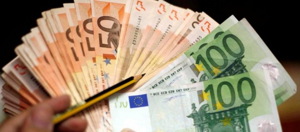 Υπουργείο Εργασίας: Πιστώνεται σήμερα το επίδομα Πάσχα 2020 σε επιχειρήσεις και εργοδότες