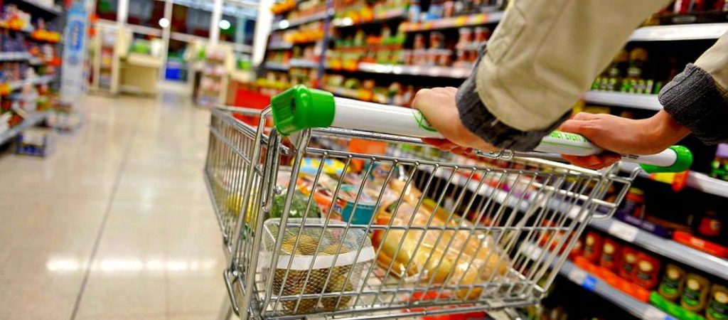 ΕΛΣΤΑΤ: Πόσα χρήματα ξοδεύουν τον μήνα οι Έλληνες – Που δαπανούν τα χρήματα τους