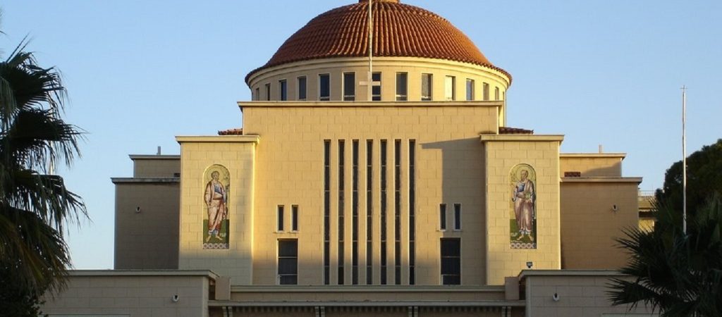 Κόρινθος: Έκλεισε ο μητροπολιτικός ναός λόγω κορωνοϊού