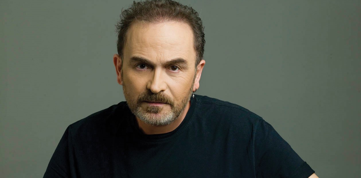 Το ακούσαμε και αυτό – Η αγέννητη κόρη του Σ.Γονίδη τη «βρίσκει» με νησιώτικα!