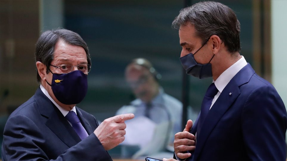 Σύνοδο Κορυφής: Τετραμερής συνάντηση Μέρκελ – Μακρόν με Μητσοτάκη και Αναστασιάδη