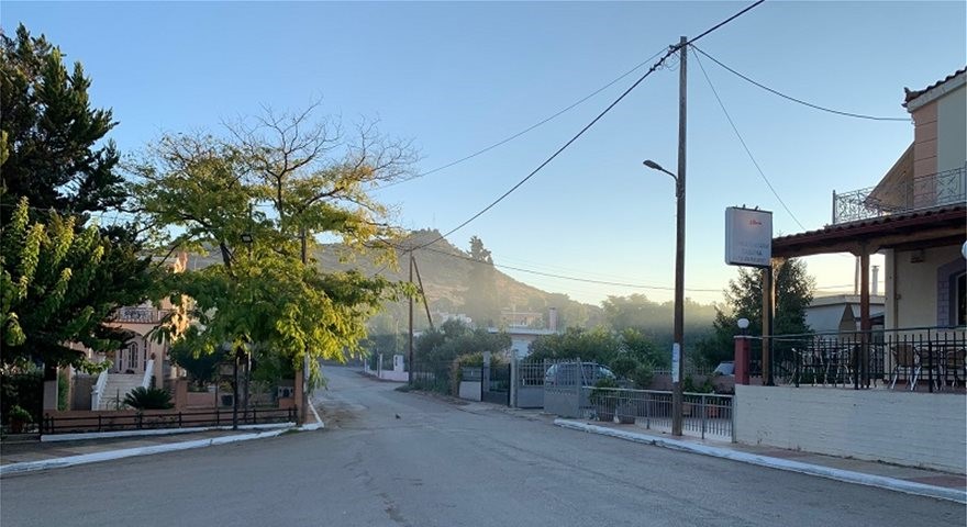 Θήβα: Οργή για την 63χρονη που «έσπασε» την καραντίνα για να πάει σε κηδεία στο Μουρίκι