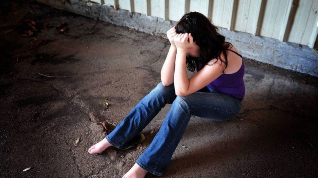 Κέρκυρα – Ξυλοδαρμός 40χρονης μητέρας: Σε 14 μήνες φυλάκιση με αναστολή καταδικάστηκε ο δράστης