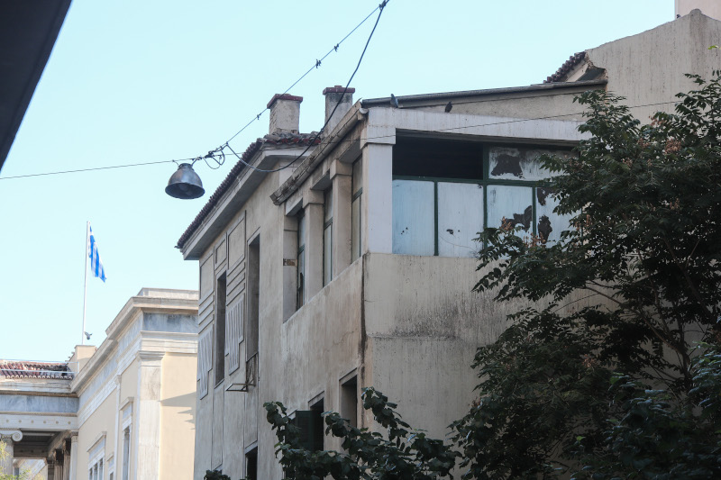 Ολοκληρώθηκε η εκκένωση κατάληψης στα Εξάρχεια – Βρέθηκε μικροποσότητα ναρκωτικών